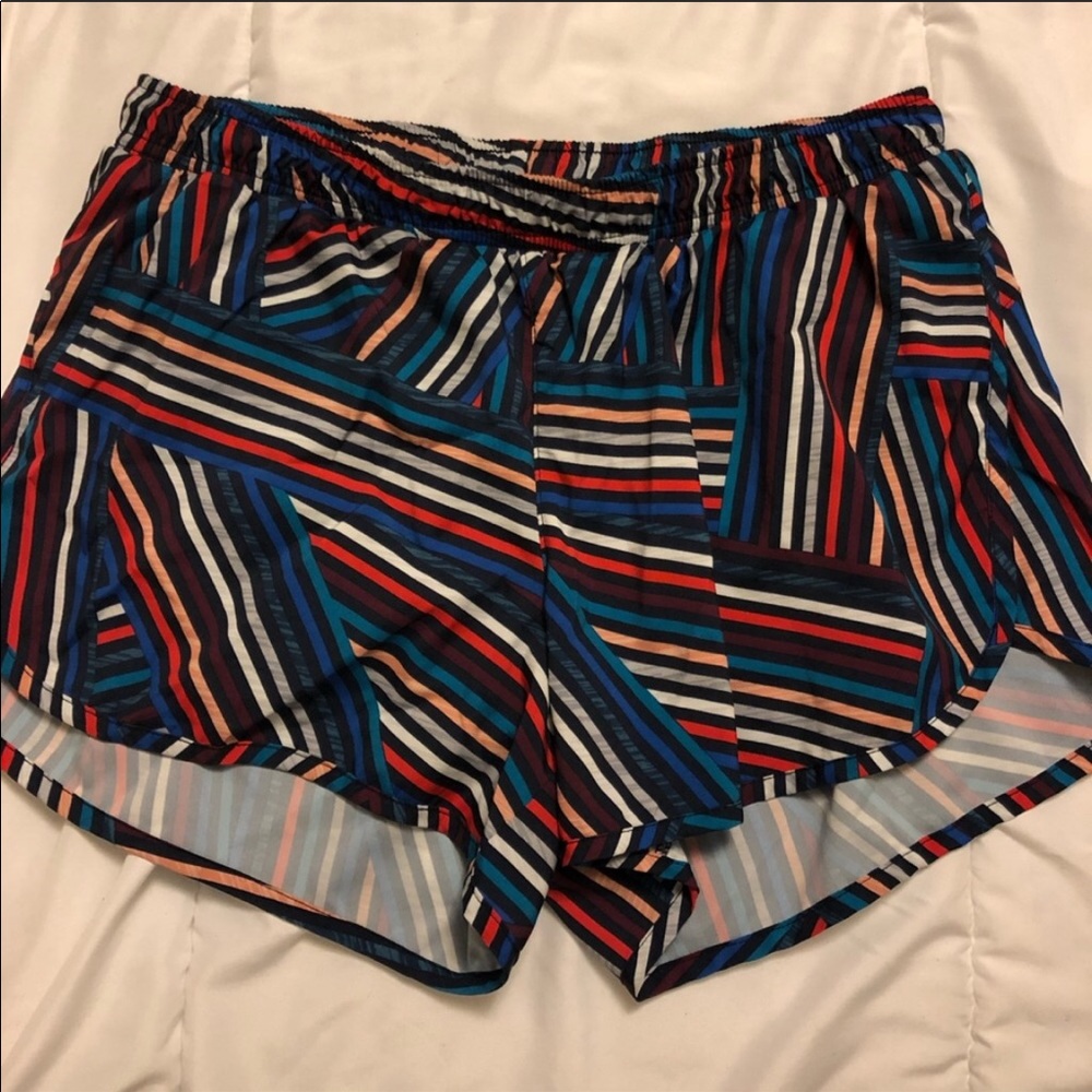 RESERVED Old Navy Retro Pattern Shorts